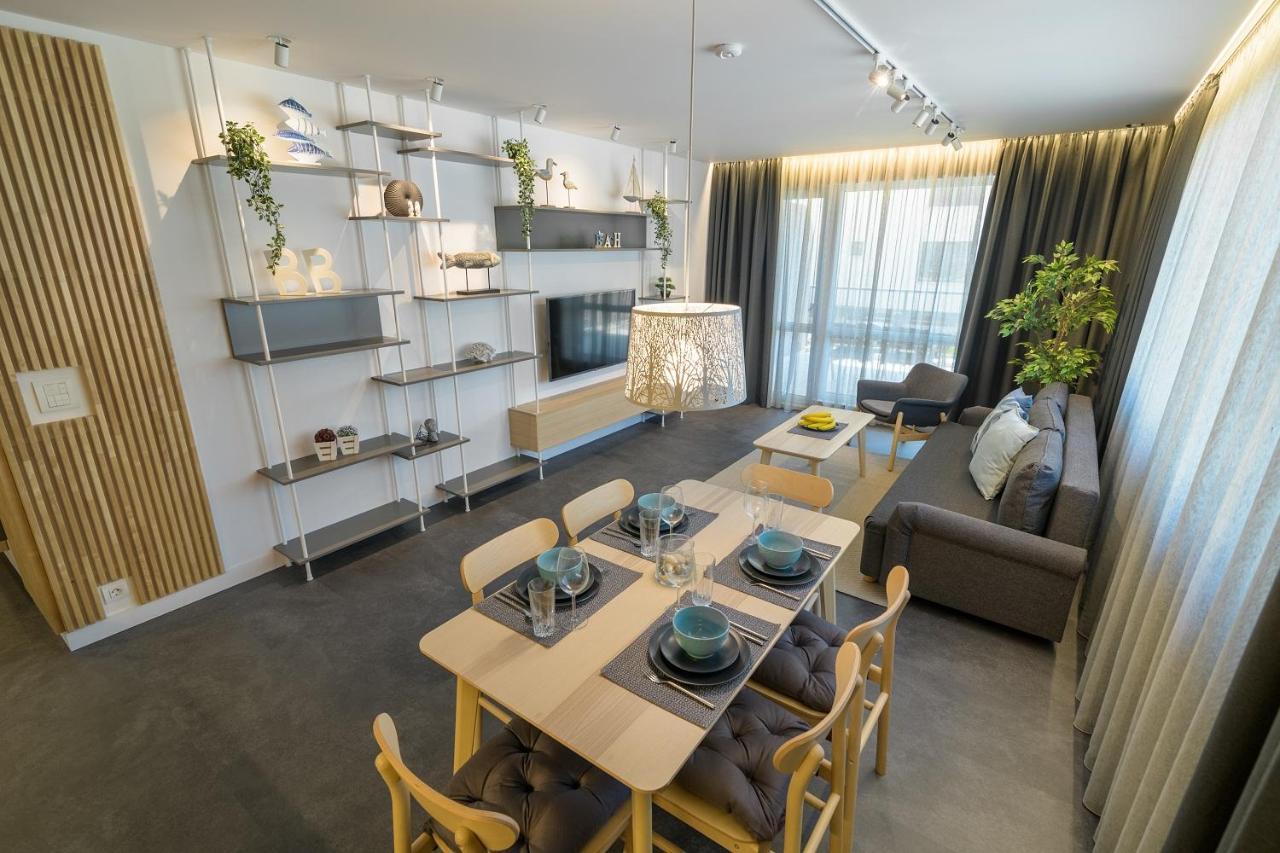 Freddo Apartment - Coral Residence Complex With Parking & Pool Varna Bagian luar foto